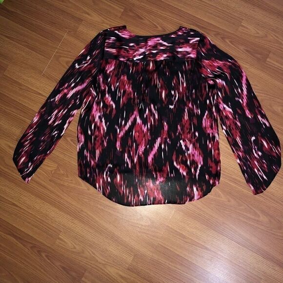 Vince Camuto Wrap Front Blouse - Size Small - Picture 2 of 2